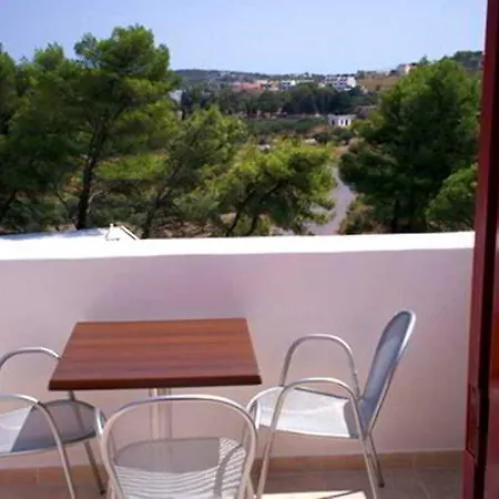 Aposperides 2* Livadi (Kythira)