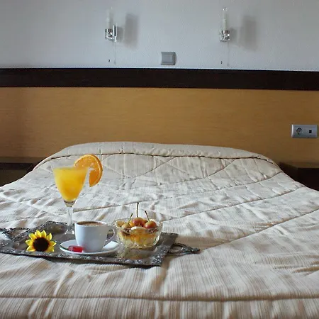 Otel Aposperides Livadi (Kythira)